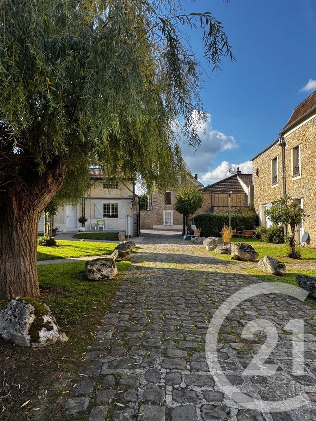 Appartement F4 à vendre - 4 pièces - 92.05 m2 - BOISSISE LE ROI - 77 - ILE-DE-FRANCE - Century 21 Domaine Du Parc