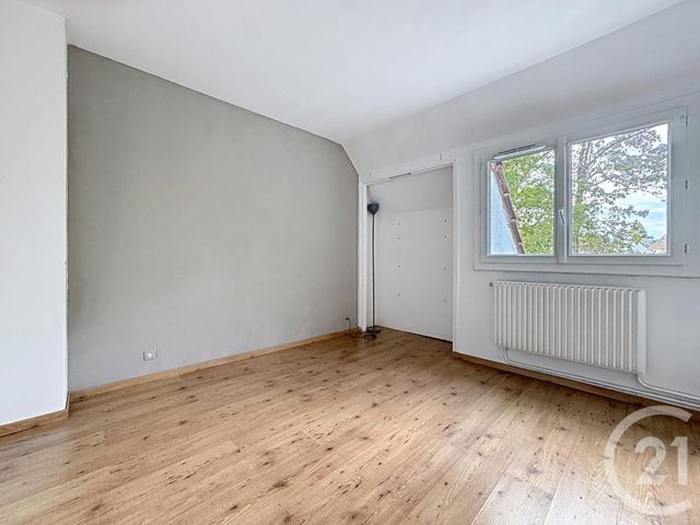 maison à louer - 4 pièces - 80.63 m2 - ST FARGEAU PONTHIERRY - 77 - ILE-DE-FRANCE - Century 21 Domaine Du Parc