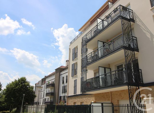 Appartement F3 à vendre - 3 pièces - 54.9 m2 - ST FARGEAU PONTHIERRY - 77 - ILE-DE-FRANCE - Century 21 Domaine Du Parc