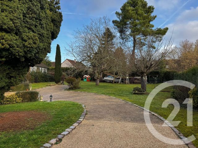 maison à vendre - 7 pièces - 158.0 m2 - BOISSISE LA BERTRAND - 77 - ILE-DE-FRANCE - Century 21 Domaine Du Parc