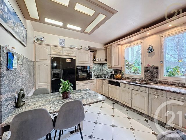 maison à vendre - 7 pièces - 158.0 m2 - 77 - ILE-DE-FRANCE - Century 21 Domaine Du Parc