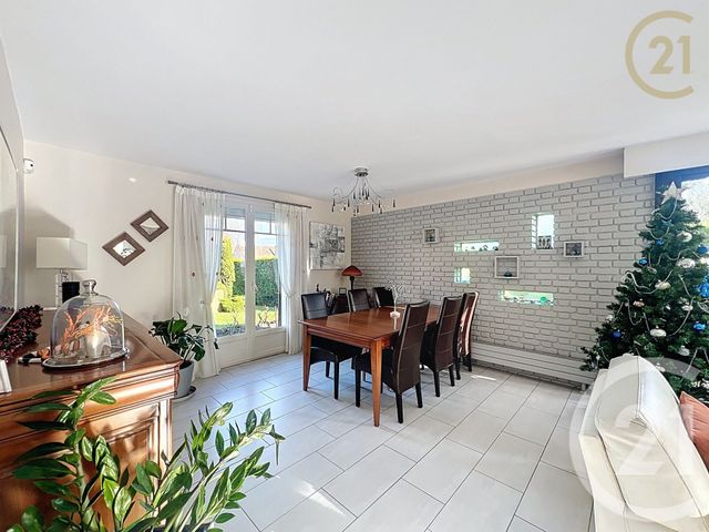 maison à vendre - 9 pièces - 165.55 m2 - BOISSISE LE ROI - 77 - ILE-DE-FRANCE - Century 21 Domaine Du Parc