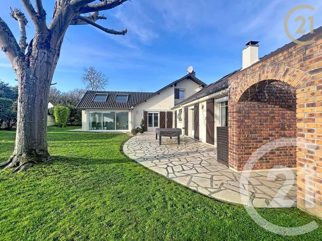 maison à vendre - 9 pièces - 165.55 m2 - BOISSISE LE ROI - 77 - ILE-DE-FRANCE - Century 21 Domaine Du Parc