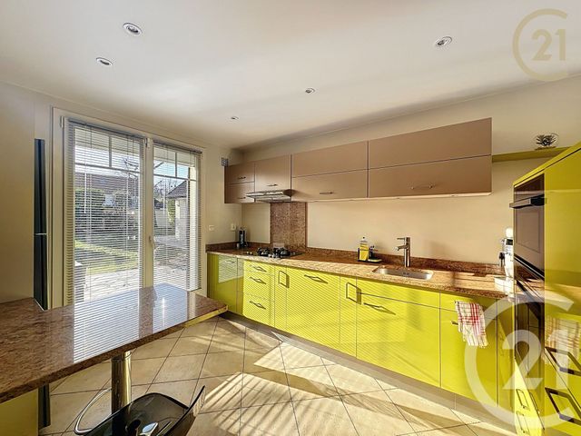 maison à vendre - 9 pièces - 165.55 m2 - BOISSISE LE ROI - 77 - ILE-DE-FRANCE - Century 21 Domaine Du Parc