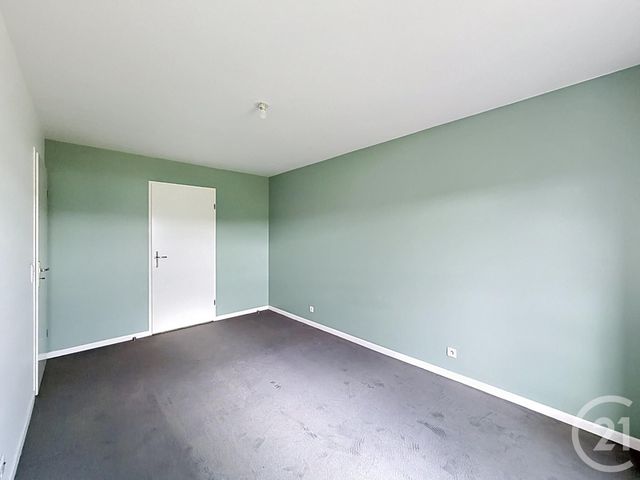 Appartement F2 à louer - 2 pièces - 44.65 m2 - ST FARGEAU PONTHIERRY - 77 - ILE-DE-FRANCE - Century 21 Domaine Du Parc