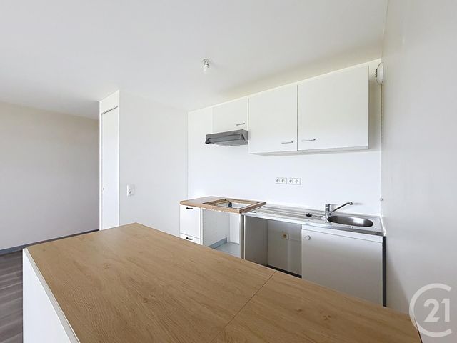 Appartement F2 à louer - 2 pièces - 44.65 m2 - ST FARGEAU PONTHIERRY - 77 - ILE-DE-FRANCE - Century 21 Domaine Du Parc