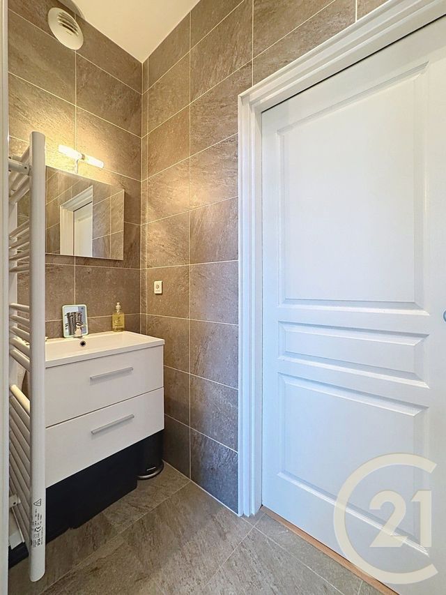 Appartement F3 à vendre - 3 pièces - 73.56 m2 - 77 - ILE-DE-FRANCE - Century 21 Domaine Du Parc