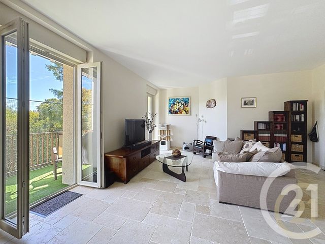 Appartement F3 à vendre - 3 pièces - 73.56 m2 - 77 - ILE-DE-FRANCE - Century 21 Domaine Du Parc