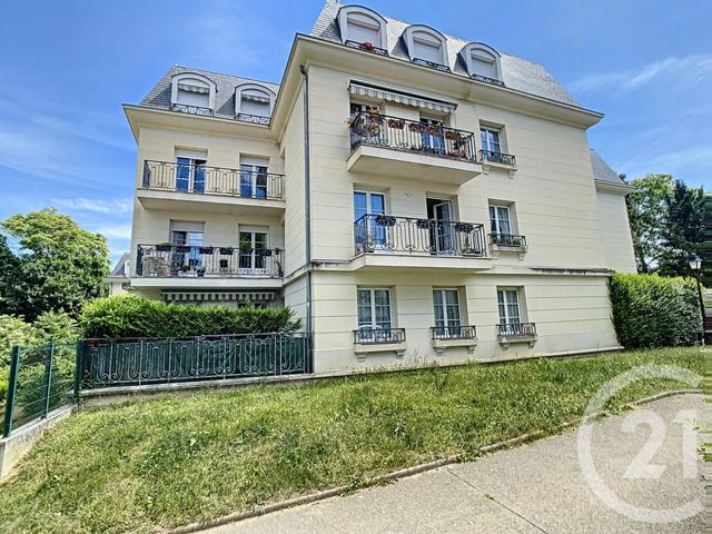 Appartement F2 à louer - 2 pièces - 46.74 m2 - ST FARGEAU PONTHIERRY - 77 - ILE-DE-FRANCE - Century 21 Domaine Du Parc