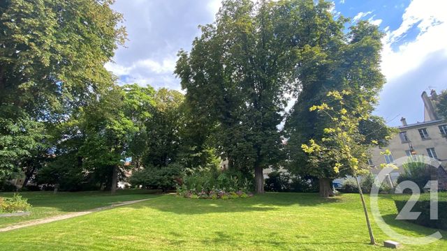 Appartement F2 à louer - 2 pièces - 55.0 m2 - MELUN - 77 - ILE-DE-FRANCE - Century 21 Domaine Du Parc