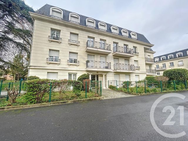 appartement à louer - 2 pièces - 51.12 m2 - ST FARGEAU PONTHIERRY - 77 - ILE-DE-FRANCE - Century 21 Domaine Du Parc