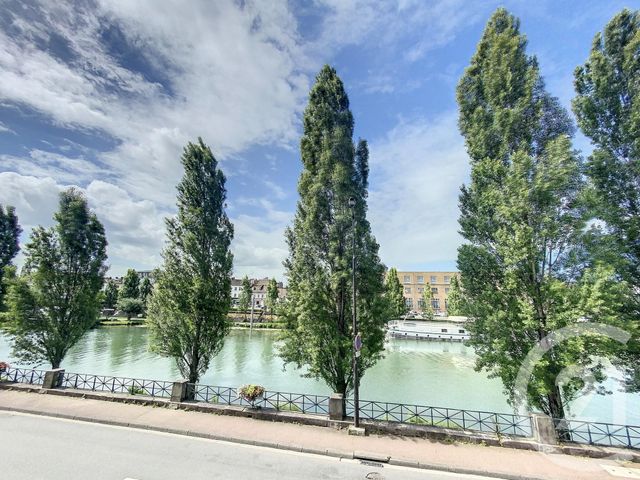 Appartement F2 à louer - 2 pièces - 29.52 m2 - MELUN - 77 - ILE-DE-FRANCE - Century 21 Domaine Du Parc