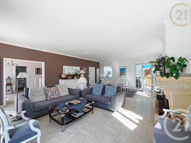 maison à vendre - 9 pièces - 200.0 m2 - ST SAUVEUR SUR ECOLE - 77 - ILE-DE-FRANCE - Century 21 Domaine Du Parc