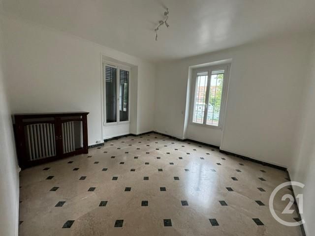entreprise à louer - 66.14 m2 - MELUN - 77 - ILE-DE-FRANCE - Century 21 Domaine Du Parc