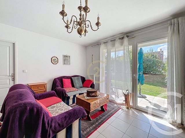 Appartement F2 à vendre - 2 pièces - 41.47 m2 - PRINGY - 77 - ILE-DE-FRANCE - Century 21 Domaine Du Parc