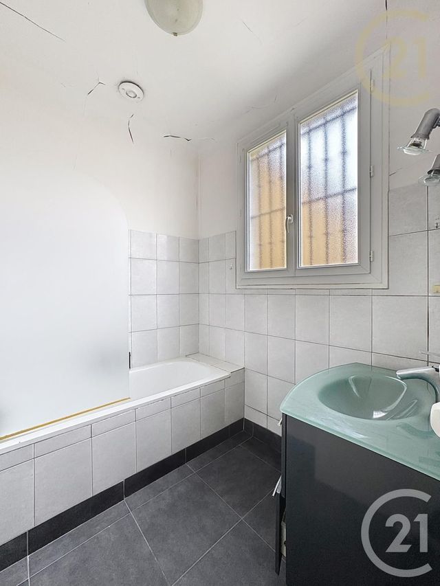 maison à vendre - 7 pièces - 105.93 m2 - ST FARGEAU PONTHIERRY - 77 - ILE-DE-FRANCE - Century 21 Domaine Du Parc