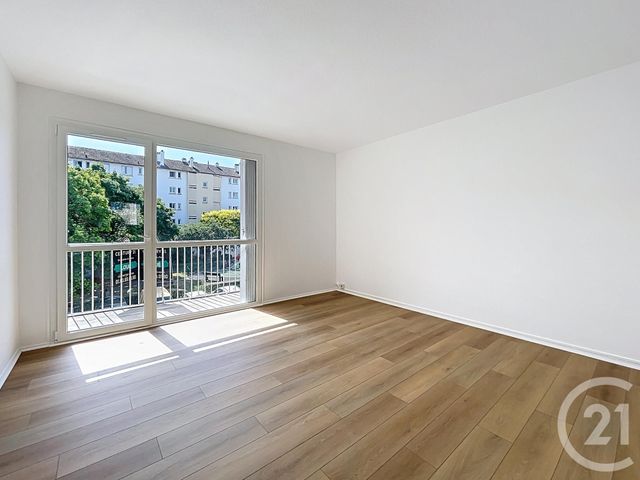 appartement - ST FARGEAU PONTHIERRY - 77