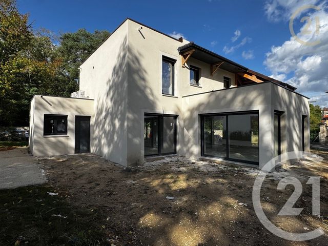 maison à vendre - 6 pièces - 180.3 m2 - PRINGY - 77 - ILE-DE-FRANCE - Century 21 Domaine Du Parc