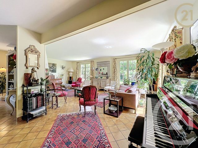 maison à vendre - 8 pièces - 199.6 m2 - ST FARGEAU PONTHIERRY - 77 - ILE-DE-FRANCE - Century 21 Domaine Du Parc