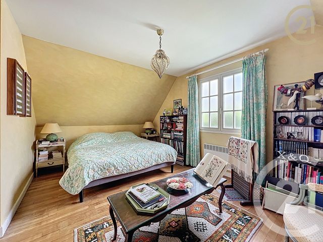 maison à vendre - 8 pièces - 199.6 m2 - ST FARGEAU PONTHIERRY - 77 - ILE-DE-FRANCE - Century 21 Domaine Du Parc