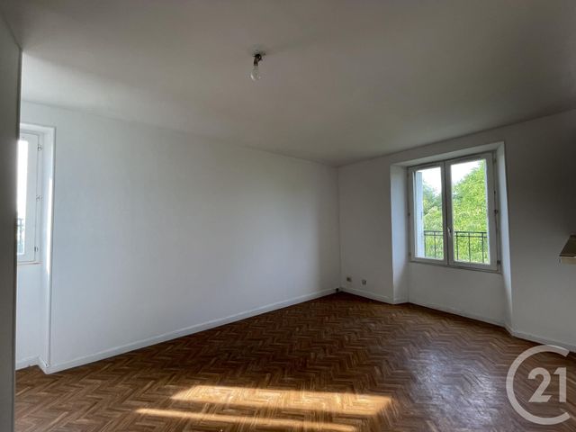 Appartement F3 à louer - 3 pièces - 58.79 m2 - GRANDPUITS BAILLY CARROIS - 77 - ILE-DE-FRANCE - Century 21 Domaine Du Parc
