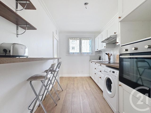 Appartement F4 à louer - 4 pièces - 72.82 m2 - ST FARGEAU PONTHIERRY - 77 - ILE-DE-FRANCE - Century 21 Domaine Du Parc