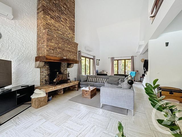 maison à louer - 6 pièces - 206.08 m2 - ST SAUVEUR SUR ECOLE - 77 - ILE-DE-FRANCE - Century 21 Domaine Du Parc