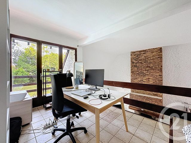 maison à louer - 6 pièces - 206.08 m2 - ST SAUVEUR SUR ECOLE - 77 - ILE-DE-FRANCE - Century 21 Domaine Du Parc