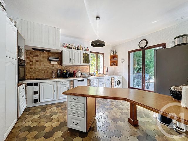 maison à louer - 6 pièces - 206.08 m2 - ST SAUVEUR SUR ECOLE - 77 - ILE-DE-FRANCE - Century 21 Domaine Du Parc