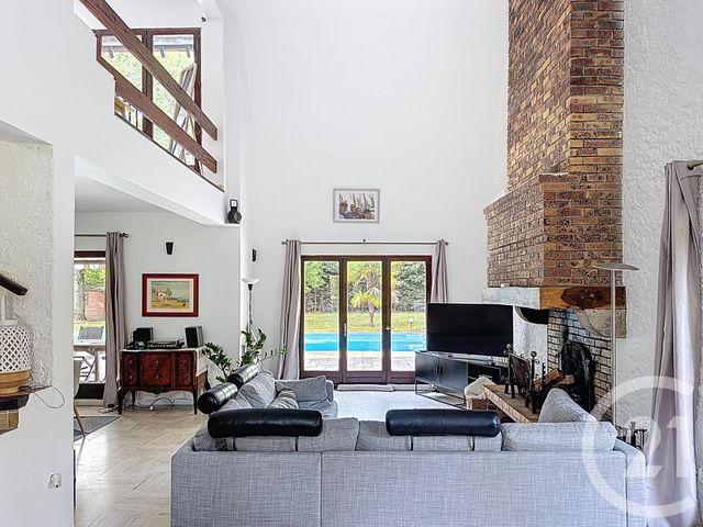 maison à louer - 6 pièces - 206.08 m2 - ST SAUVEUR SUR ECOLE - 77 - ILE-DE-FRANCE - Century 21 Domaine Du Parc