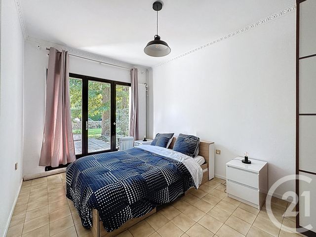 maison à louer - 6 pièces - 206.08 m2 - ST SAUVEUR SUR ECOLE - 77 - ILE-DE-FRANCE - Century 21 Domaine Du Parc