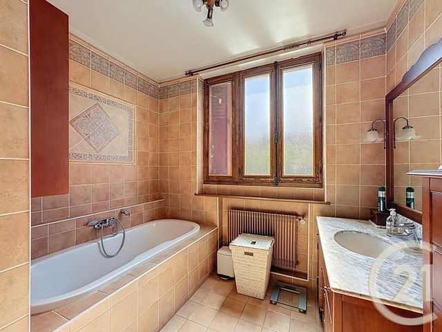 maison à vendre - 7 pièces - 220.94 m2 - ST FARGEAU PONTHIERRY - 77 - ILE-DE-FRANCE - Century 21 Domaine Du Parc