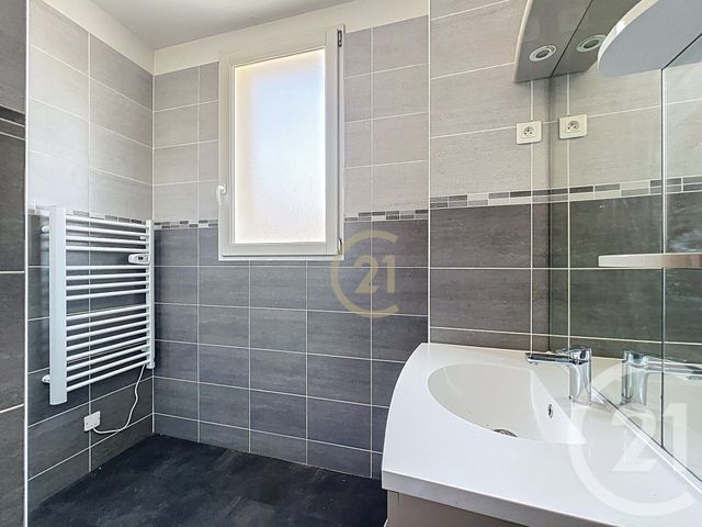 maison à vendre - 3 pièces - 73.76 m2 - ST MARTIN EN BIERE - 77 - ILE-DE-FRANCE - Century 21 Domaine Du Parc