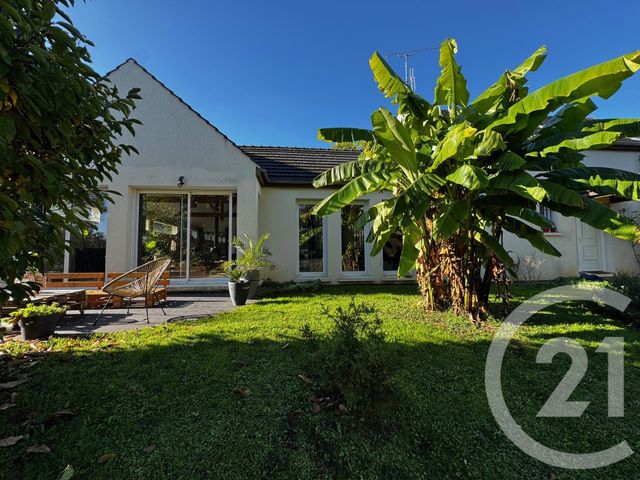 maison à vendre - 7 pièces - 173.17 m2 - ST FARGEAU PONTHIERRY - 77 - ILE-DE-FRANCE - Century 21 Domaine Du Parc