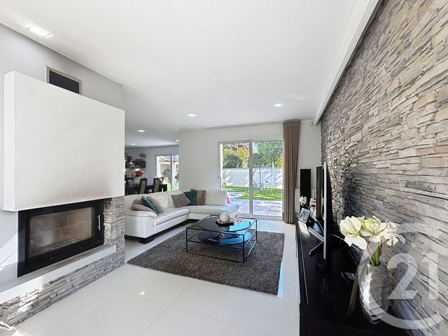 maison à vendre - 7 pièces - 148.4 m2 - ST SAUVEUR SUR ECOLE - 77 - ILE-DE-FRANCE - Century 21 Domaine Du Parc