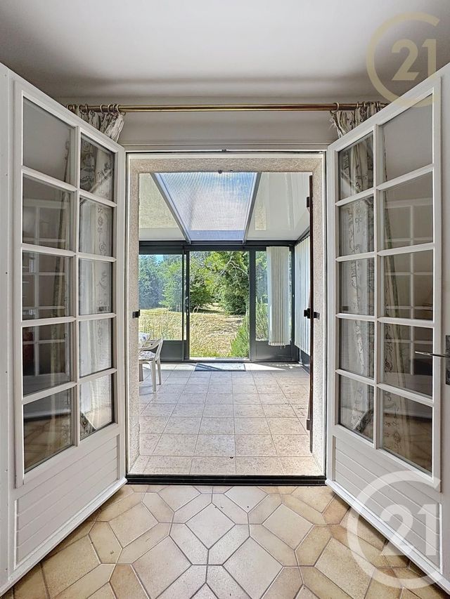 maison à vendre - 9 pièces - 204.12 m2 - PERTHES - 77 - ILE-DE-FRANCE - Century 21 Domaine Du Parc