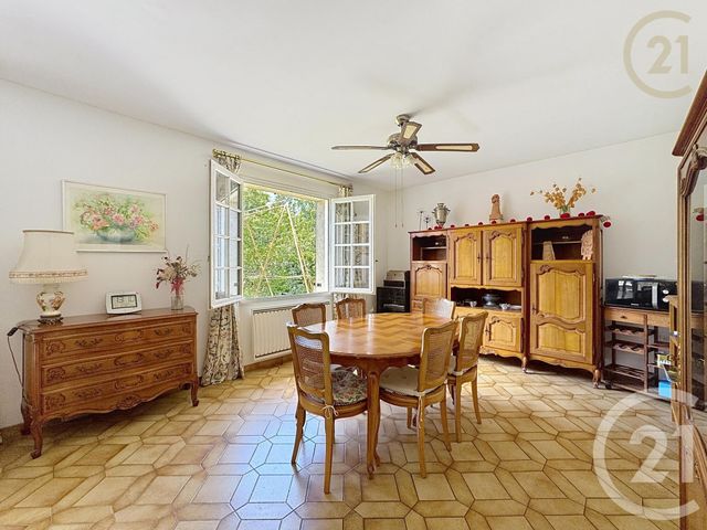 maison à vendre - 9 pièces - 204.12 m2 - PERTHES - 77 - ILE-DE-FRANCE - Century 21 Domaine Du Parc