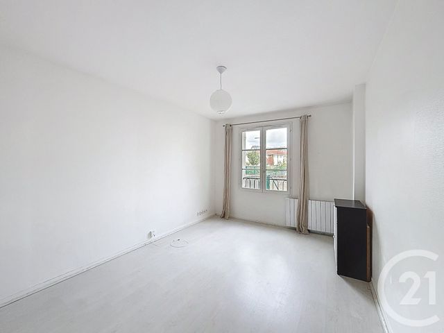 Afficher la photo en grand Appartement F1 à vendre - 1 pièce - 22.84 m2 - MELUN - 77 - ILE-DE-FRANCE - Century 21 Domaine Du Parc