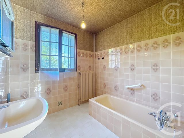 maison à vendre - 7 pièces - 160.05 m2 - CELY EN BIERE - 77 - ILE-DE-FRANCE - Century 21 Domaine Du Parc