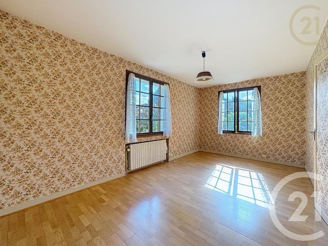 maison à vendre - 7 pièces - 160.05 m2 - CELY EN BIERE - 77 - ILE-DE-FRANCE - Century 21 Domaine Du Parc