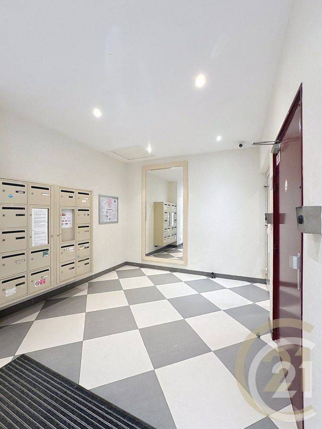 Appartement F2 à louer - 2 pièces - 52.54 m2 - ST FARGEAU PONTHIERRY - 77 - ILE-DE-FRANCE - Century 21 Domaine Du Parc