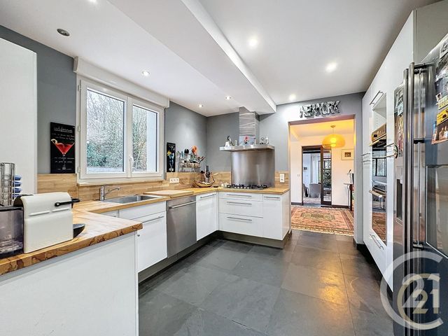 maison à vendre - 9 pièces - 183.0 m2 - PRINGY - 77 - ILE-DE-FRANCE - Century 21 Domaine Du Parc