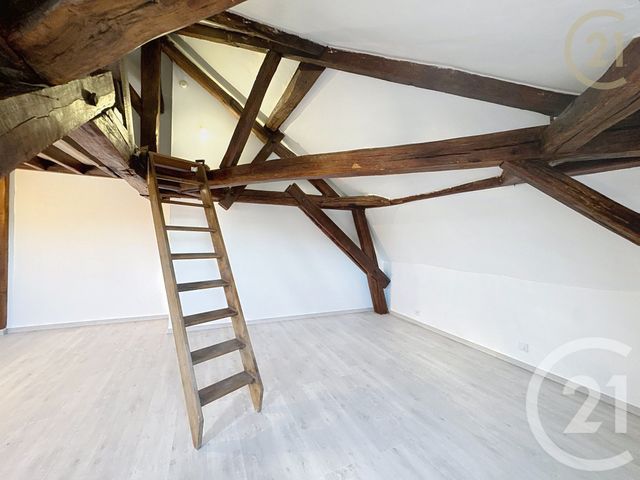 Appartement F2 à louer - 2 pièces - 35.08 m2 - PRINGY - 77 - ILE-DE-FRANCE - Century 21 Domaine Du Parc