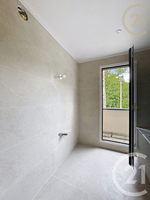 maison à vendre - 6 pièces - 180.3 m2 - PRINGY - 77 - ILE-DE-FRANCE - Century 21 Domaine Du Parc