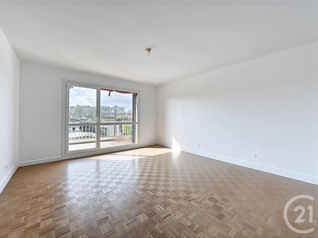 Appartement F3 à louer - 3 pièces - 73.18 m2 - PRINGY - 77 - ILE-DE-FRANCE - Century 21 Domaine Du Parc