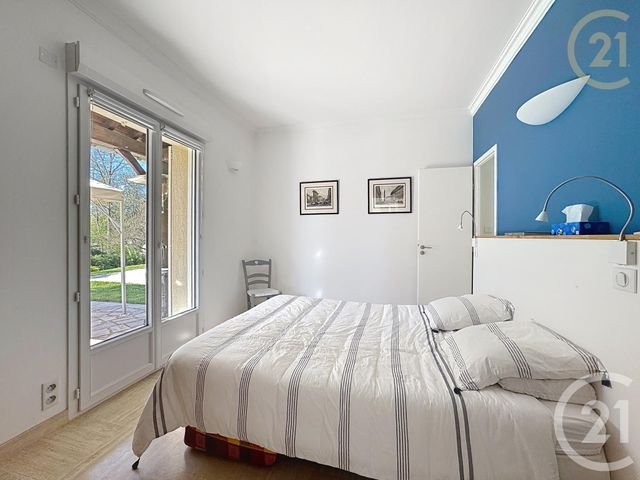 maison à vendre - 9 pièces - 200.0 m2 - ST SAUVEUR SUR ECOLE - 77 - ILE-DE-FRANCE - Century 21 Domaine Du Parc