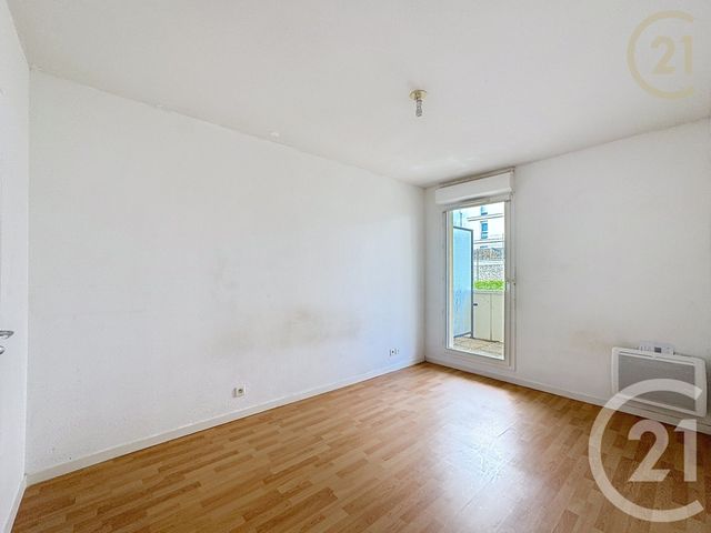 Appartement F2 à vendre - 2 pièces - 36.07 m2 - ST FARGEAU PONTHIERRY - 77 - ILE-DE-FRANCE - Century 21 Domaine Du Parc