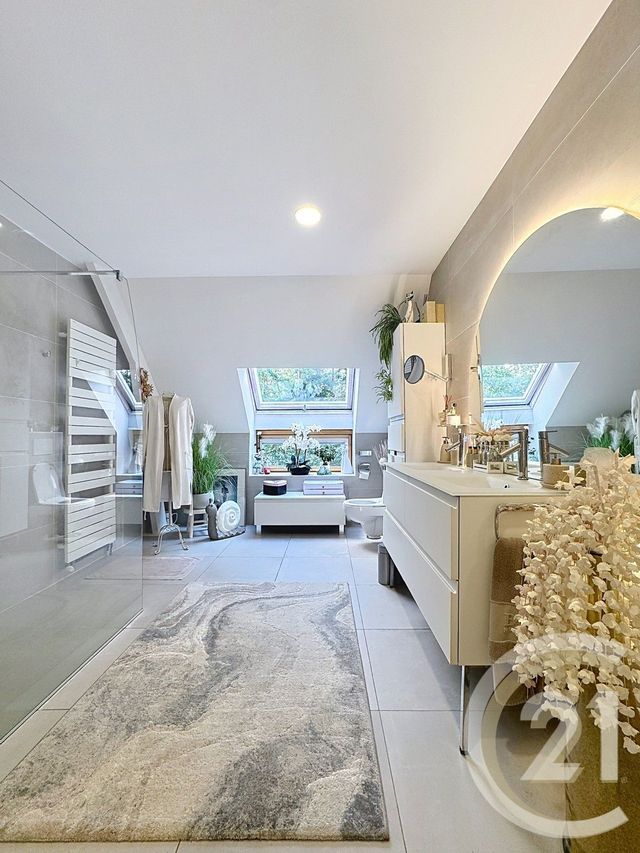 maison à vendre - 8 pièces - 225.4 m2 - 77 - ILE-DE-FRANCE - Century 21 Domaine Du Parc