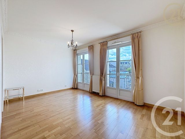 Appartement F4 à vendre - 4 pièces - 108.68 m2 - ST FARGEAU PONTHIERRY - 77 - ILE-DE-FRANCE - Century 21 Domaine Du Parc