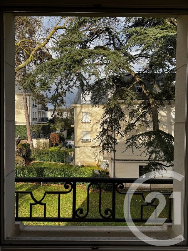 Appartement F4 à vendre - 4 pièces - 108.68 m2 - ST FARGEAU PONTHIERRY - 77 - ILE-DE-FRANCE - Century 21 Domaine Du Parc